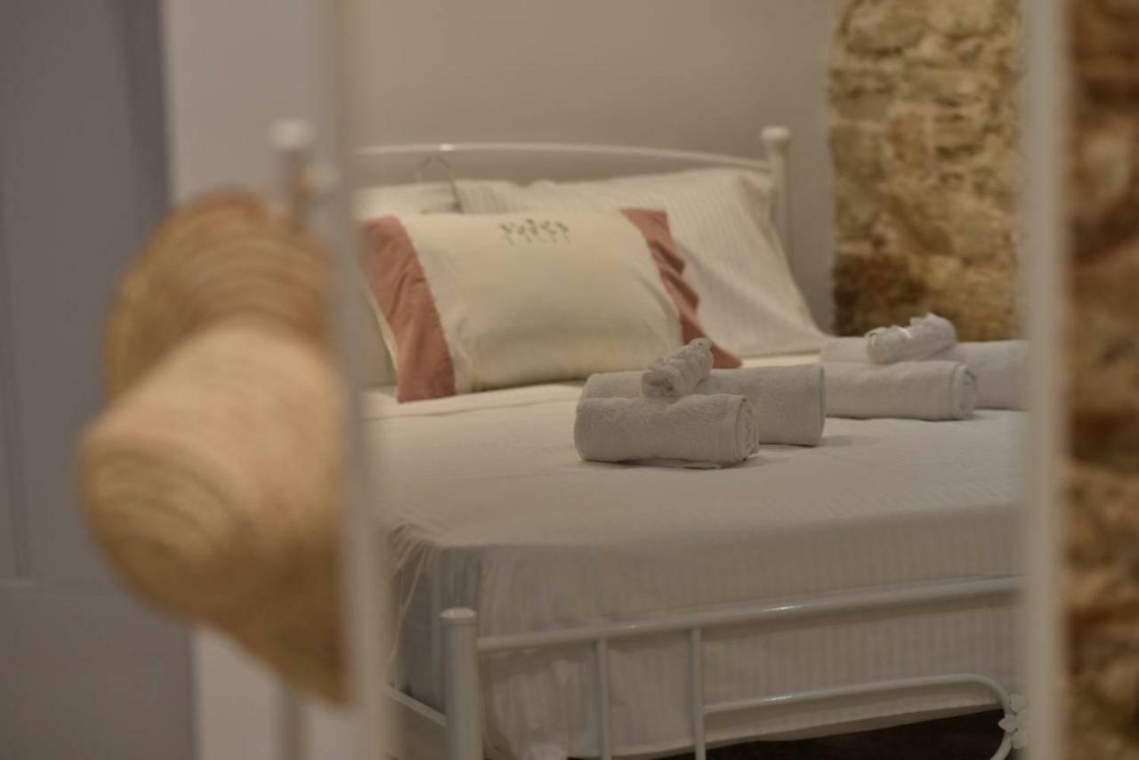 Yiasemi Corfu Luxury Studio Екстер'єр фото