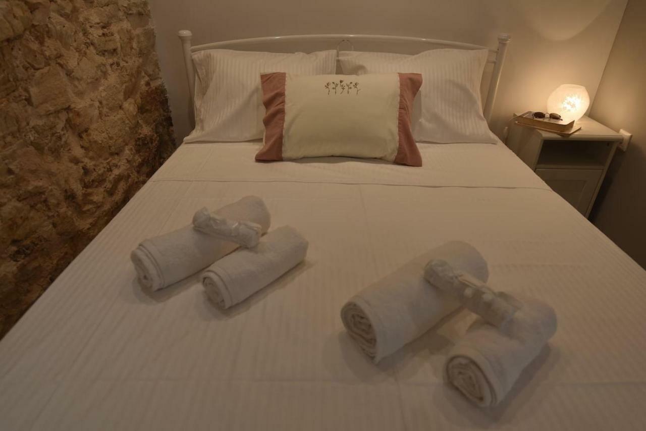Yiasemi Corfu Luxury Studio Екстер'єр фото